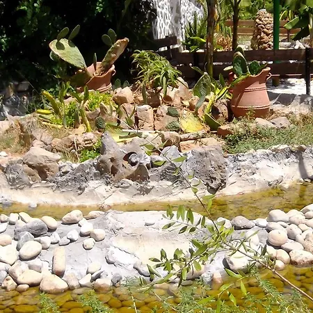 Aparthotel Stone Village